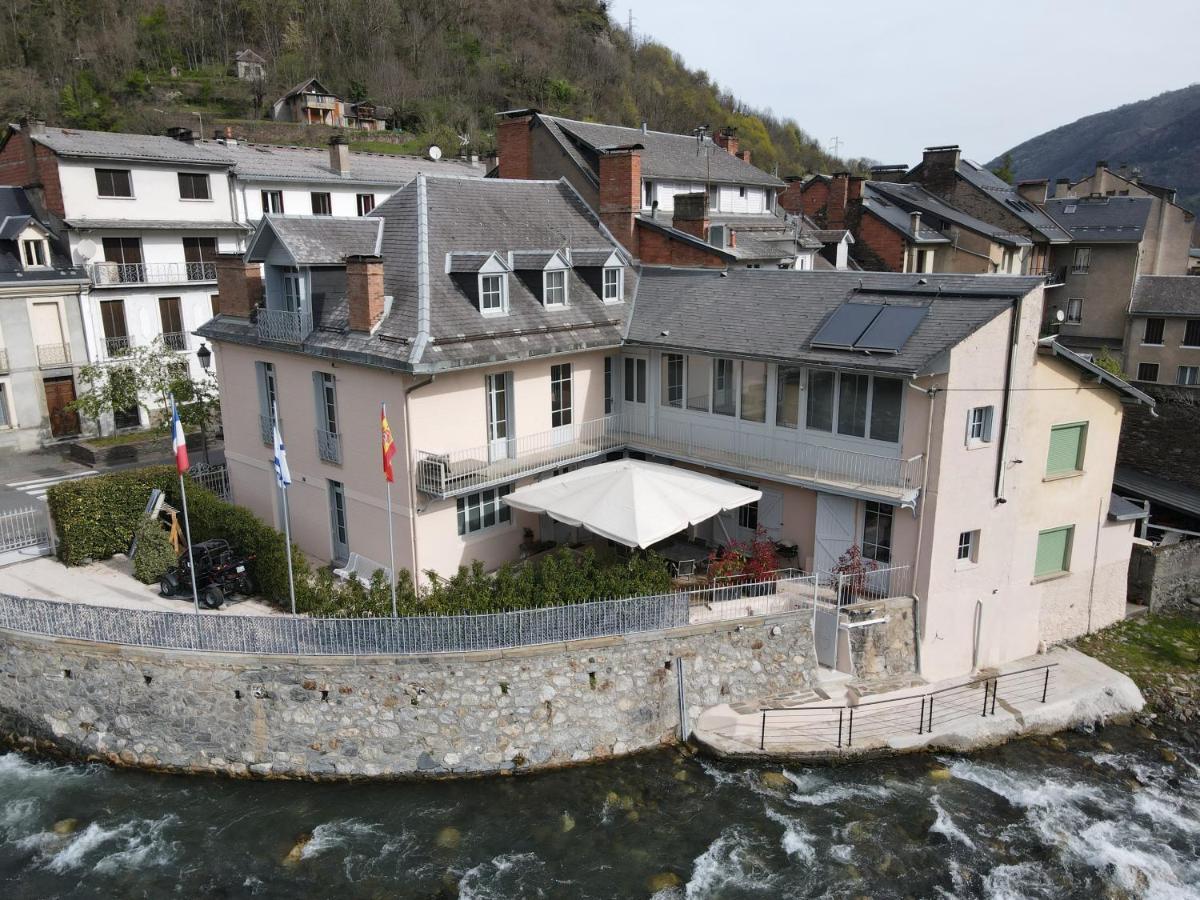 Le 41 Avenue Foch Hotel Bagnères-de-Luchon Buitenkant foto
