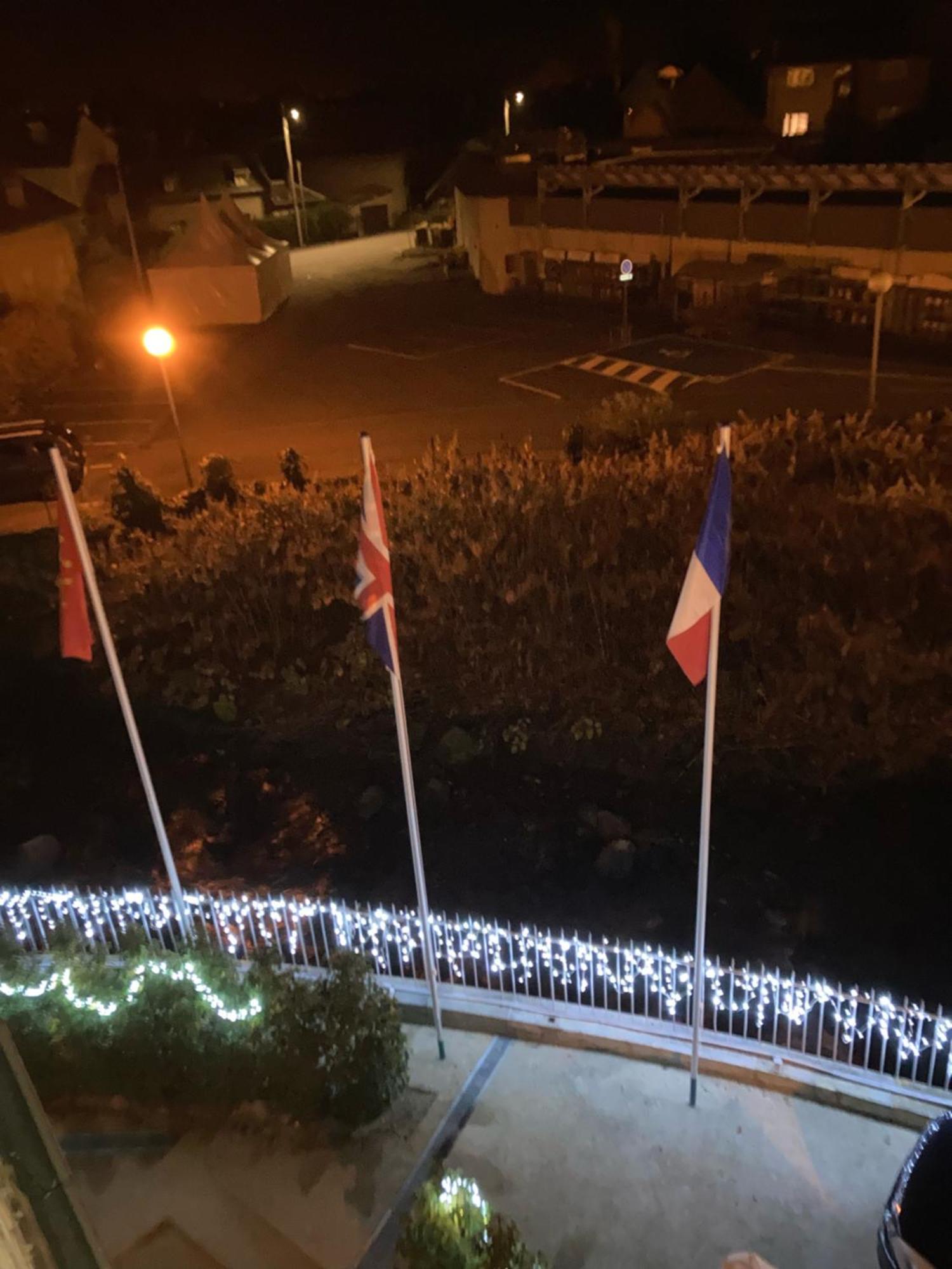Le 41 Avenue Foch Hotel Bagnères-de-Luchon Buitenkant foto