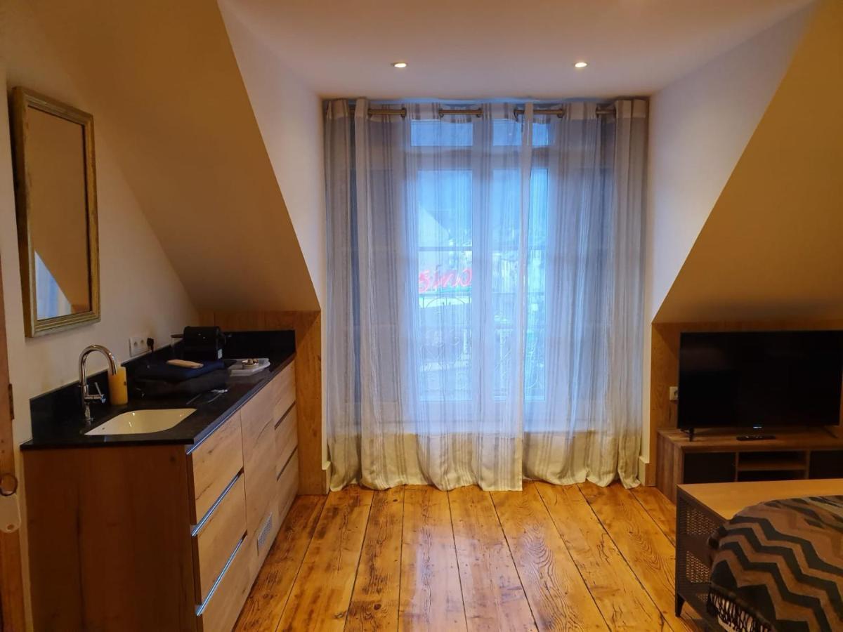 Le 41 Avenue Foch Hotel Bagnères-de-Luchon Buitenkant foto